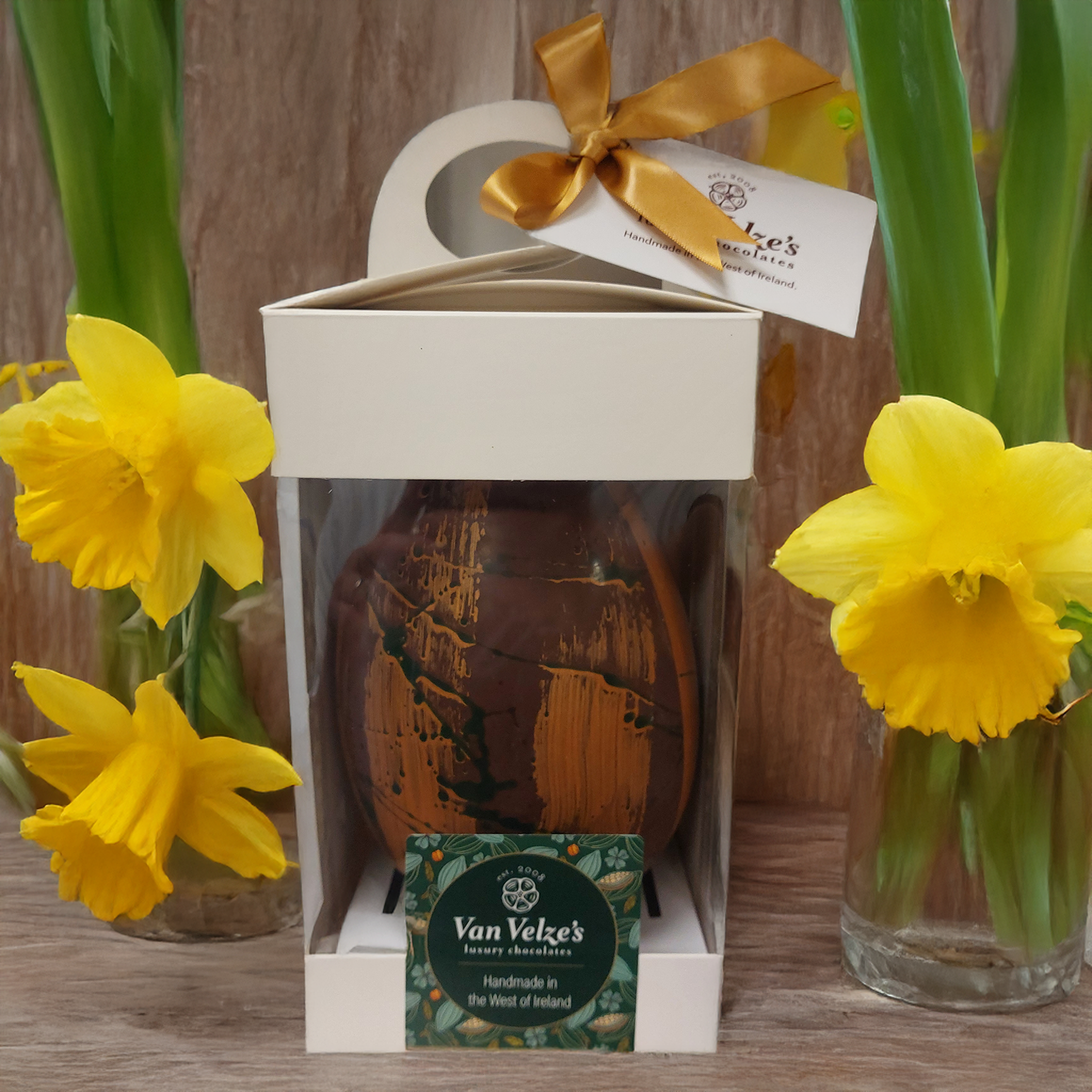 Van Velze's "Dubai" Chocolade-ei ( glutenvrij)